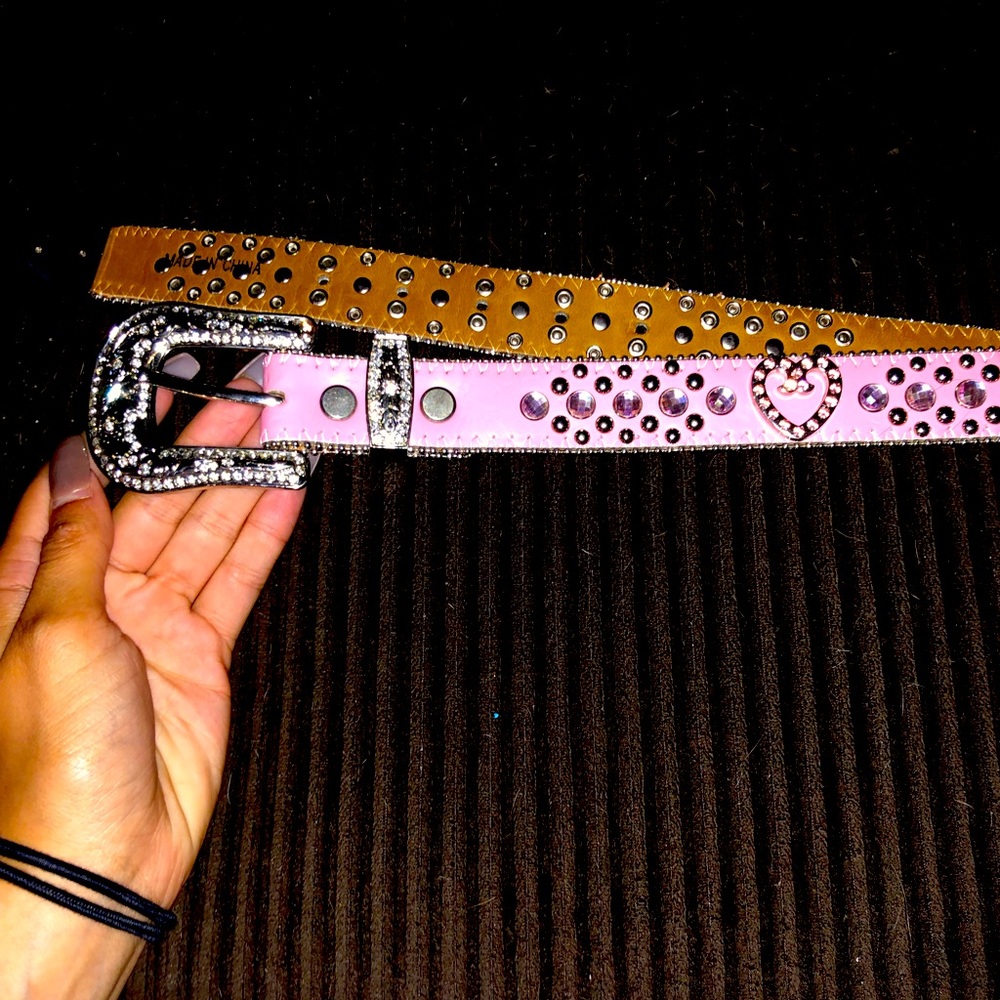 Little kids extra large pink hearts belt